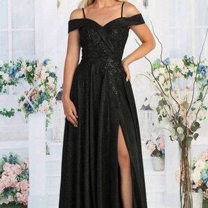 Chic Black Off-Shoulder Prom Dress